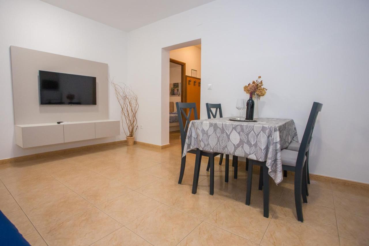 Ivan 2 Apartment
